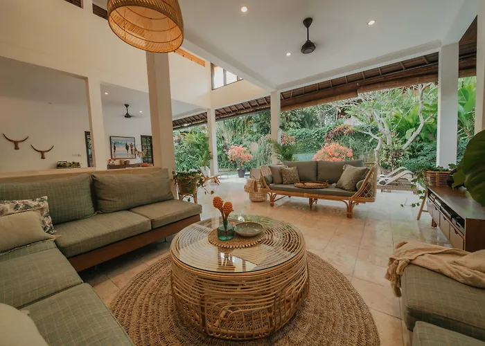 Villa Eight *