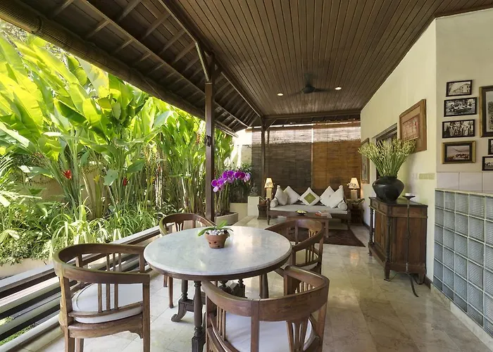 Villa Eight *